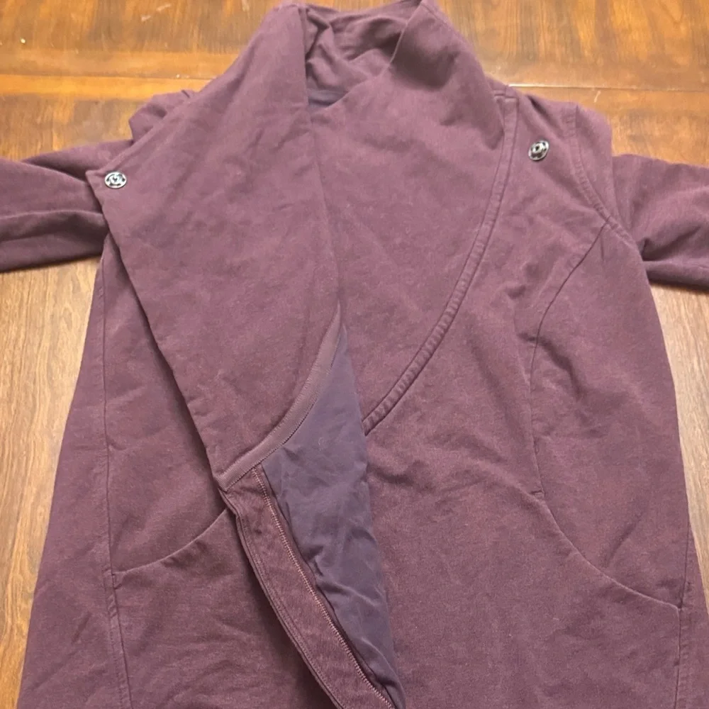 Lululemon Women’s Athleisure That’s A Wrap Jacket - Picture 3 of 11